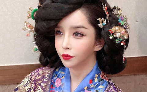 'Mỹ nhân chuyển giới đẹp nhất xứ Hàn' kể về tuổi thơ đẫm nước mắt vì 1 câu nói 'Lẽ ra không nên sinh ra mày', giờ đây ra sao ở tuổi 45?