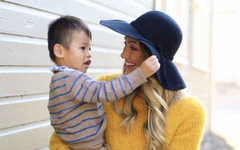 Tình tiết mới vụ Youtuber bỏ rơi con nuôi tự kỷ sau khi kiếm bộn tiền: Cơ quan chức năng vào cuộc, tung tích của đứa trẻ vẫn được giữ kín