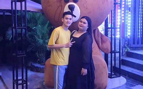 Couple "đũa lệch" chàng gầy nàng béo khiến dân mạng phát hờn: Nhắn tin nhầm người, nhặt được bạn gái siêu cấp đáng yêu