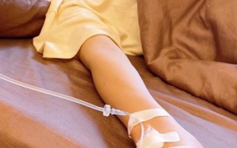 Rùng mình dịch vụ tiêm, truyền tại nhà