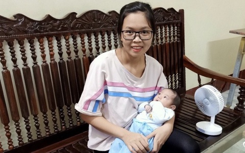 Hành trình “vượt cạn” đầy bão táp của người mẹ mắc bệnh hiểm nghèo trong đại dịch Covid-19