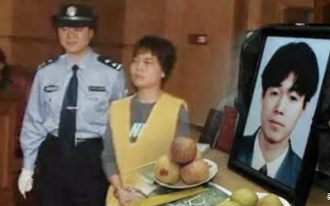 Vụ án “Bộ xương trên gác mái": Con trai mất tích 10 năm, gia đình chờ đợi vô vọng, cuối cùng phát hiện bộ xương ở nhà bạn gái cũ