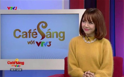 Nữ MC VTV khiến nhiều người bất ngờ và lo lắng khi tiết lộ có thể bị mù cả 2 mắt, nhìn ảnh ngày xưa xinh đẹp ai cũng tiếc