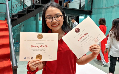 Phương Mỹ Chi khoe 11 năm học giỏi, đáp trả lời chê bai ham đi diễn mà bỏ bê việc học