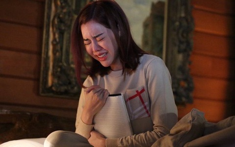 Giận chồng nên sang cô hàng xóm ngủ nhờ, nửa đêm nghe gõ cửa, tôi giật mình choàng dậy và hốt hoảng khi nghe giọng nói của người đứng bên ngoài