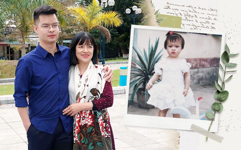 Tôi từng không thích chụp ảnh gia đình cho đến khi mẹ gửi tấm hình “đứa con trai mặc váy” cùng lời nhắn cháy lòng