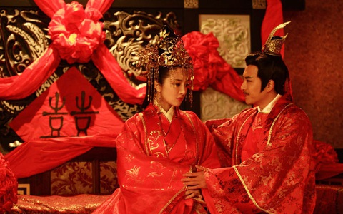 Hoàng đế tổ chức "đám cưới ma" cho Vương hậu khiến nhiều người rùng mình, song lý do đằng sau lại khiến người đời ngưỡng mộ