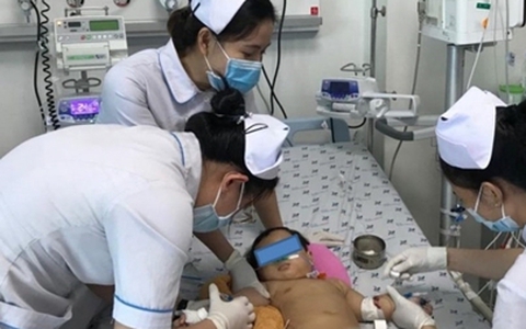Cứu sống bệnh nhi 9 tháng tuổi bị điện giật