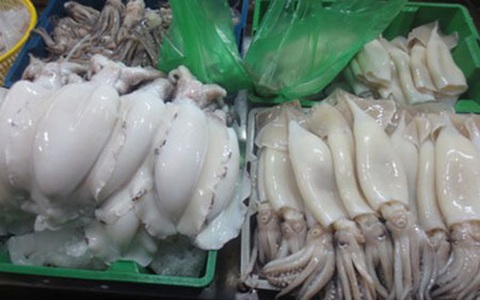 Ăn phải hải sản tẩy trắng, cơ thể bị hủy hoại thế nào? Cách nhận biết hải sản tươi ngon