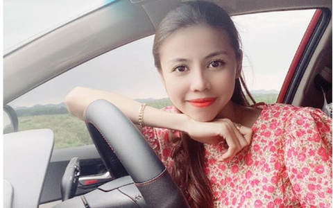 Bắt “hot girl” chủ shop quần áo nổi tiếng vì cho vay với lãi suất “cắt cổ”