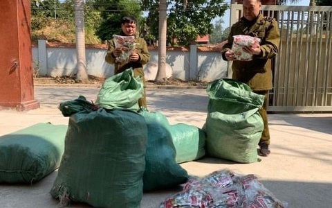 9.000 chiếc chân gà nhập lậu thời điểm dịch cúm gia cầm bùng phát