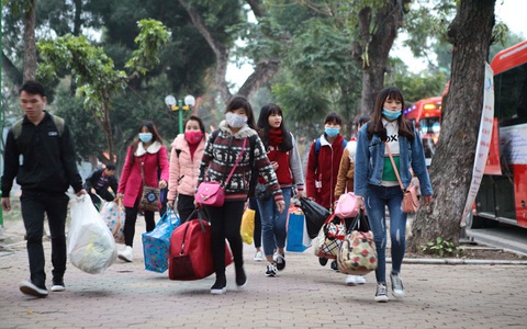 Hàng loạt trường Đại học chuyển sang học online, nhắc nhở sinh viên mang sách về quê đề phòng nghỉ Tết kéo dài