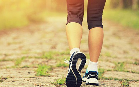 Những người có tuổi thọ ngắn sẽ có 5 biểu hiện này khi đi bộ, nếu bạn không có, xin chúc mừng bạn có thể lực tốt