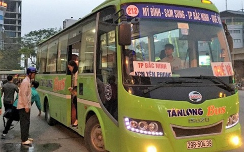 Hành khách đi xe buýt, vận tải công cộng vào Hà Nội cần những thủ tục gì?
