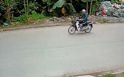 Phát hiện hình ảnh nghi phạm giết bố mẹ cùng em gái qua camera an ninh ở Bắc Ninh và Hà Nội sau thảm án
