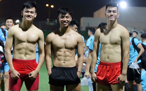 "Khoảnh khắc mlem": Chúng tôi đãi bạn múi của Tiến Linh, Văn Thanh như một lý do chính đáng để ủng hộ Đội tuyển bóng đá Việt Nam 