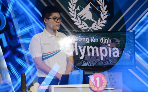 Quán quân Đường Lên Đỉnh Olympia năm 2021 học trường nào?