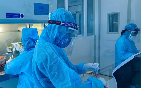 Hà Nội ghi nhận chùm 12 ca test nhanh dương tính, khẩn trương truy vết