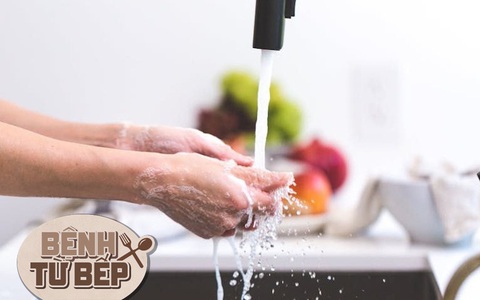 CDC Hoa Kỳ khuyến cáo bỏ qua thói quen này khi nấu nướng có thể khiến cả nhà bị nhiễm khuẩn, nguy cơ ngộ độc thực phẩm cực cao