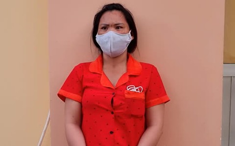 Vác dao rượt chém mẹ chồng bị công an mời lên làm việc, con dâu lộ nguyên hình là tội phạm truy nã gần 20 năm