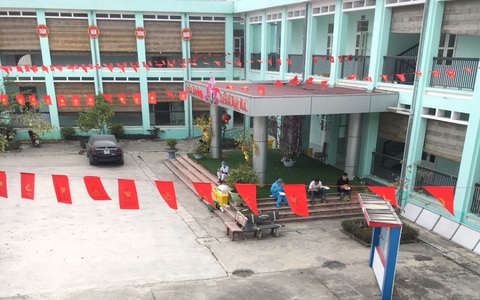 Thầy Phó Hiệu trưởng kể chuyện cuộc sống trong khu cách ly