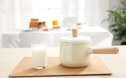 Uống sữa cũng phải đúng cách, uống sữa theo 4 kiểu này vừa không có dinh dưỡng vừa gây hại sức khỏe