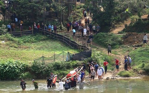 Tang thương bản nghèo có 3 nạn nhân trong vụ tai nạn khiến 7 người tử vong