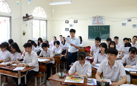 Mới: Toàn bộ học sinh lớp 12 phải làm bài thi khảo sát vào ngày 11 và 12/5