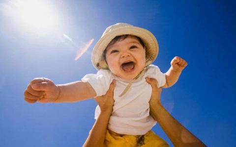 Trẻ sinh vào mùa đông thông minh nhất, sinh vào mùa xuân có chiều cao vượt trội, không phải mê tín mà có cơ sở khoa học hẳn hoi