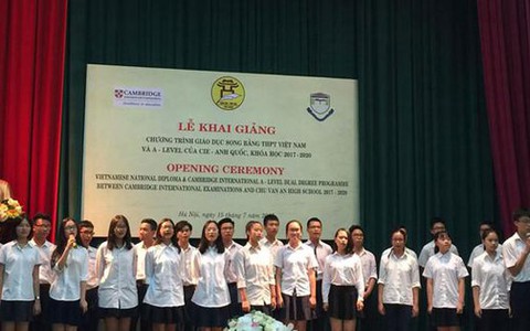Lo học sinh học hệ song bằng THCS không có chỗ học bậc THPT