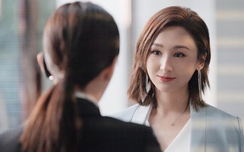 Vô tình gặp vợ cũ của chồng ở chợ, chị ta khiêu khích một tràng, tôi đáp lại một câu đủ khiến ả ê chề, nhục nhã bỏ đi