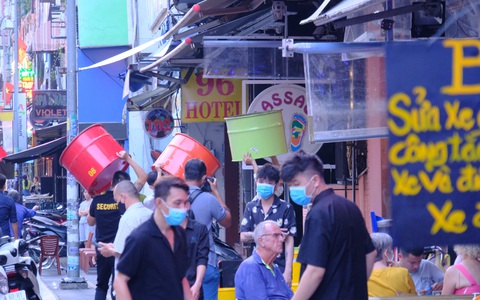 Quán bar, vũ trường ở "phố Tây" Bùi Viện ngậm ngùi tắt đèn đóng cửa phòng dịch COVID-19