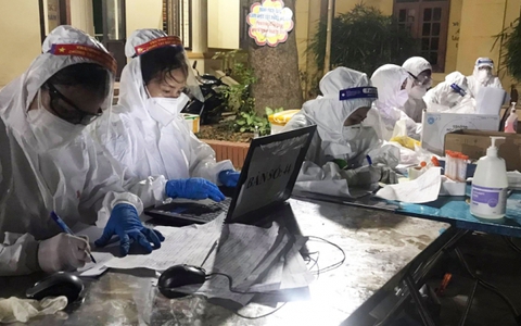 Tâm sự của người phụ nữ có chồng đi chống dịch "4 mùa"