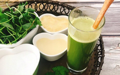 Nước rau má vừa ngon lại mát vào mùa nắng nóng nhưng đừng uống theo những cách này kẻo thành công cốc!