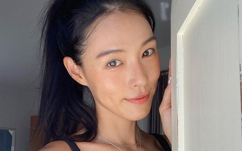 Thủ lĩnh After School ngoài đời thực: Lười makeup mà vẫn xinh đẹp, da căng bóng dù đã ngoài 40