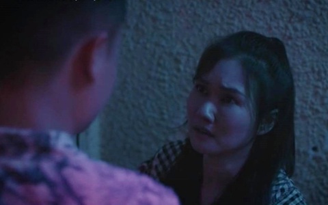 Mùa hoa tìm lại: Tuyết đánh thuốc mê khiến Lệ bị chụp ảnh nóng, hóa ra Việt cũng biết mẹ mình đứng sau hại bạn