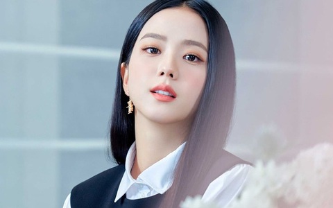 Nước hoa mùa hè của sao Hàn: Rosé xài lọ đắt nhất nhưng trùm cuối lại là Irene