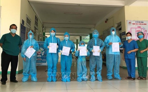 Thêm 6 bệnh nhân mắc COVID-19 ở Đà Nẵng được xuất viện