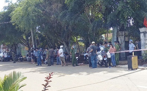 Nam sinh lớp 12 trong nghi án sát hại mẹ rồi dùng dao tự tử: Học lực giỏi, hạnh kiểm tốt, nghiện game