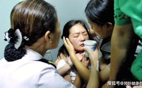 Cô gái 24 tuổi bị nhồi máu não trong đêm khuya, BS cảnh báo thói quen sau khi quan hệ tình dục có thể gây hại sức khỏe