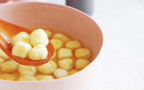 Ở nhà giãn cách không lo buồn miệng với món ăn vặt "đỉnh của chóp" này: Chị em làm 1 lần, ăn liền được cả tuần!