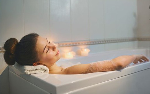Nếu tâm trạng “tụt dốc”, hãy làm ngay 7 việc “nhỏ nhưng có võ” này để vực dậy tinh thần, mạnh khỏe vượt qua dịch bệnh COVID-19