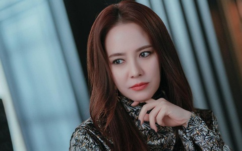 Không nhận ra Mợ Ngố Song Ji Hyo trong phim mới: Tạo hình sang nhưng khiến cô già hơn, phản ứng của netizen lại "đáo ngược"