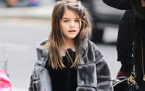 Suri Cruise - "đối thủ" một thời của Harper Beckham: Từng gây sốc với tủ đồ hơn 50 tỷ, công chúa hào nhoáng giờ chân phương vô cùng