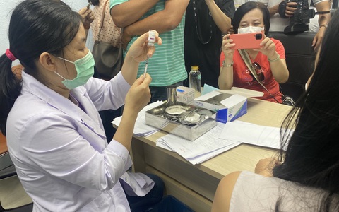 TP.HCM nhận thêm 1 triệu liều vắc xin Vero Cell phòng COVID-19