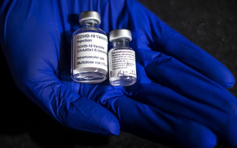 Có nên tiêm phối hợp 2 loại vaccine phòng COVID-19?