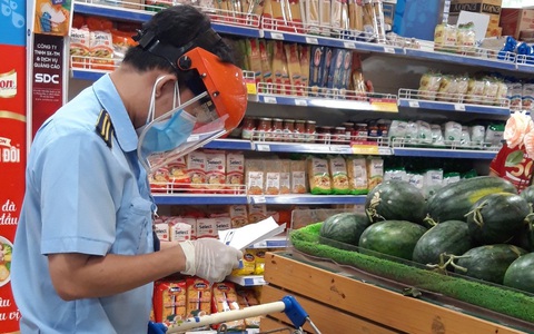 Những số điện thoại người dân TP HCM cần biết khi cần hỗ trợ nhu yếu phẩm