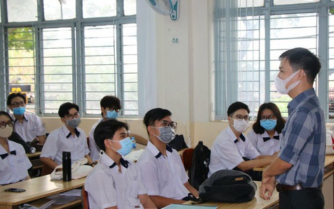 Ngày mai, 600.000 học sinh trung học TPHCM bước vào năm học mới như thế nào?