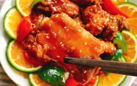 Sườn heo mà làm thế này thì đảm bảo lạ miệng, thơm ngon "không lối thoát"