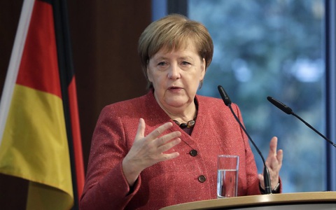Thủ tướng Angela Merkel - biểu tượng nữ quyền của thế giới, người mẹ trong lòng người dân Đức